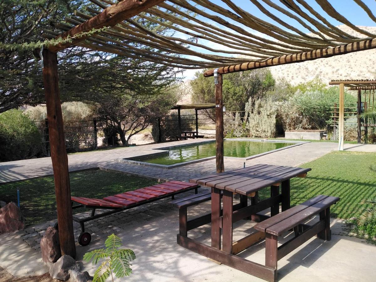 Achab Camping Camp Site Usakos Eksteriør billede