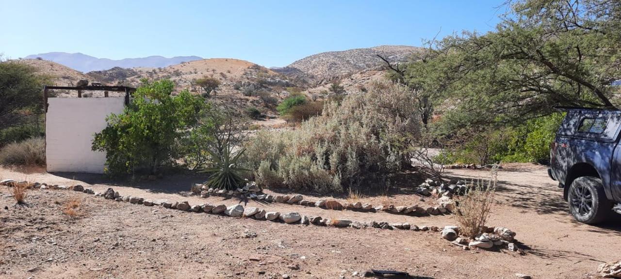 Achab Camping Camp Site Usakos Eksteriør billede